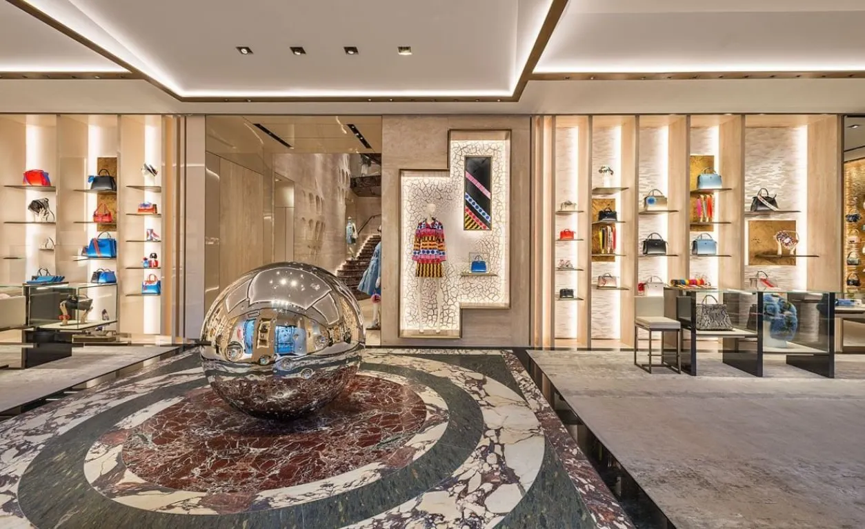 YY Stylish bags showroom
