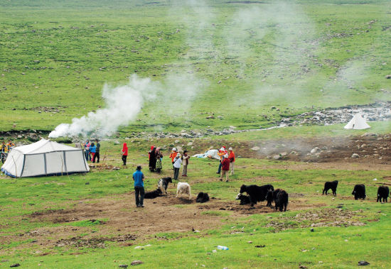 Fall in Love with Qinghai, with the Beauty on Plateau