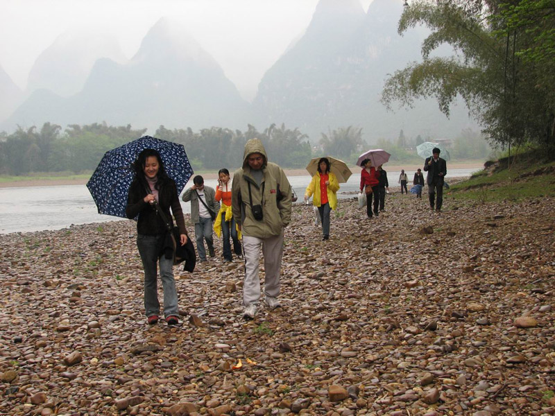 Hiking along the Li River-2