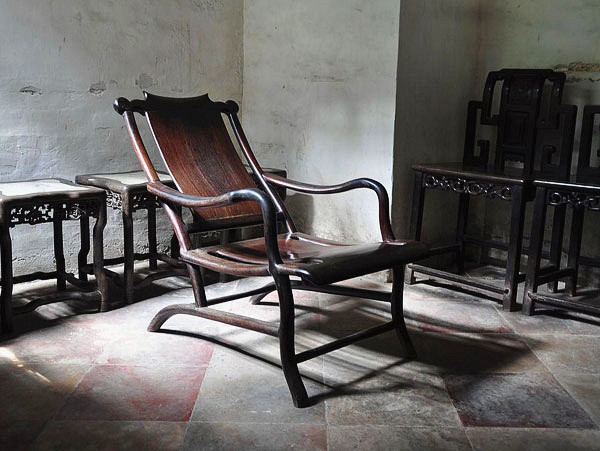 Qing Dynasty furniture 