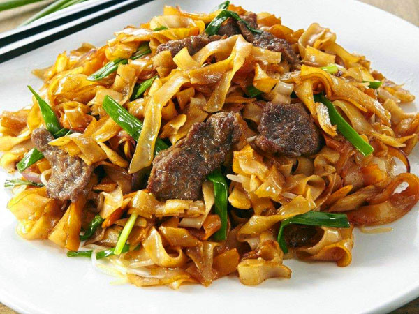 Most Popular Chinese Dishes - Chow Mein Most Popular Chinese Dishes - Chow Mein