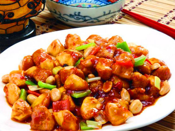 popular chinese dish kung bao chicken