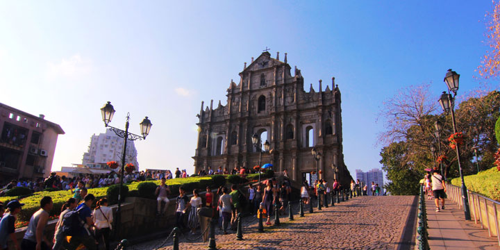 Ruins of St. Parul's