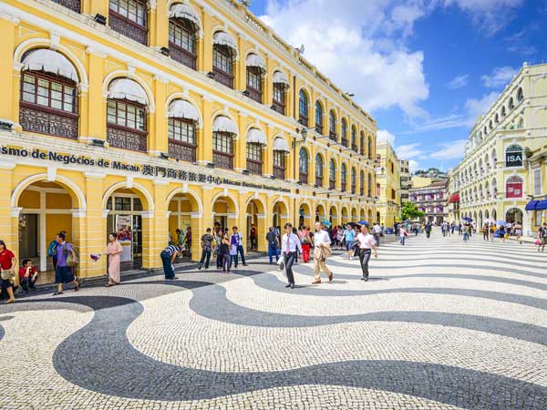 Senado Square