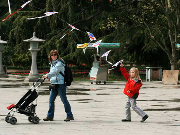 9 Tips for Traveling to China with Kids from the US