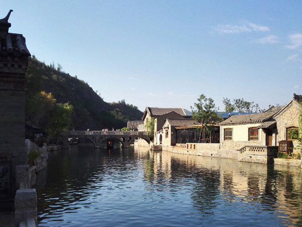 /pic/city/beijing/attractions/gubei-water-town-02.jpg