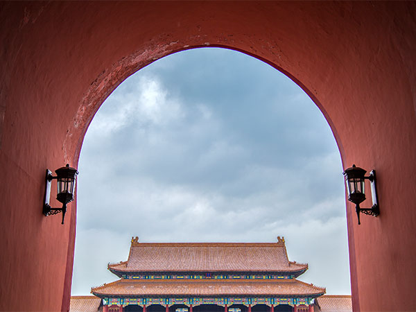 Meridian Gate