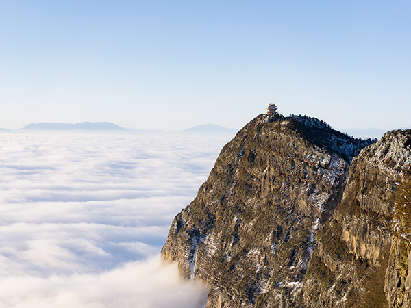 how to plan a trip to Mount Emei from Chengdu