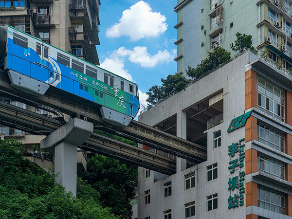 /pic/city/chongqing/attrations/liziba-1.jpg