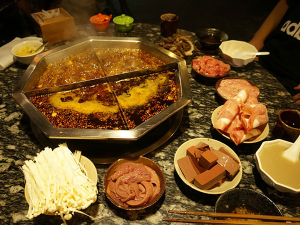 Sansan Hotpot 