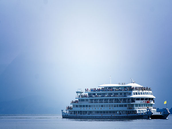 erhai lake cruise