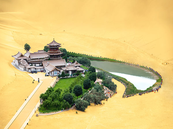 Crescent Spring and Singing Sand Dune