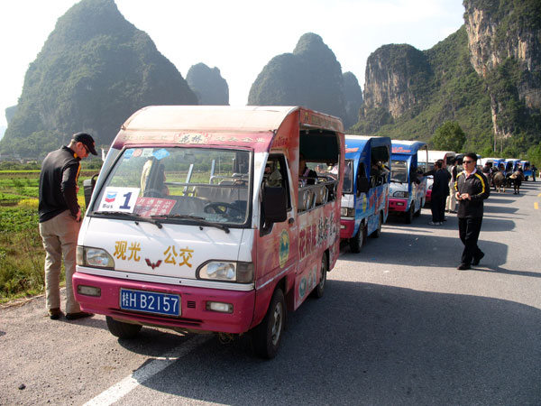 Sightseeing in Yangshuo Countryside Sightseeing in Yangshuo Countryside