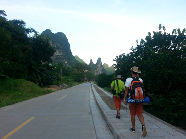 Hike in Yangshuo Hike in Yangshuo
