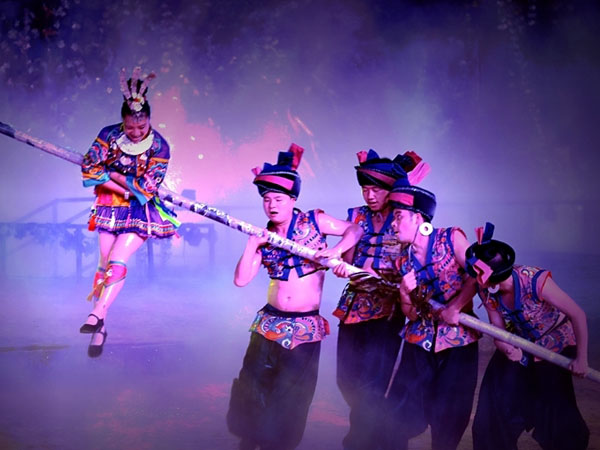 Watch Love Story Show in Sanjiang Watch Love Story Show in Sanjiang