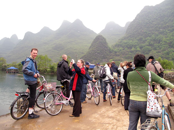 /pic/city/guilin/clients/tct-clients-yangshuo-biking-06.jpg