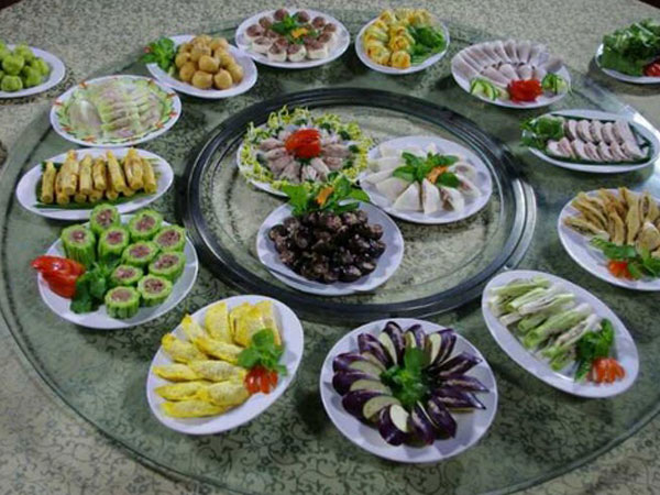 Yangshuo Assorted Vegetables with Pork Stuffing