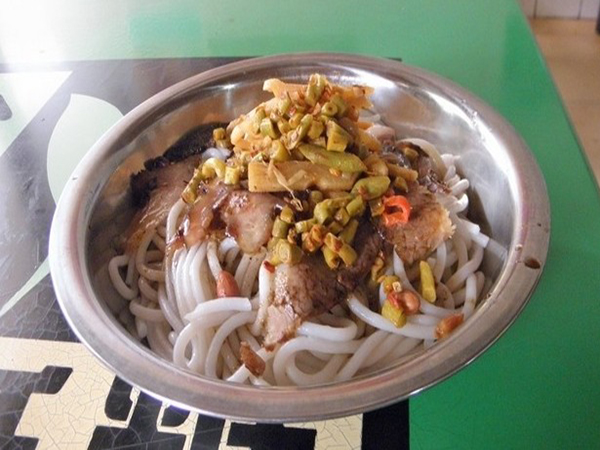 Shi’s Time-Honored Brand Rice Noodles Shi’s Time-Honored Brand Rice Noodles