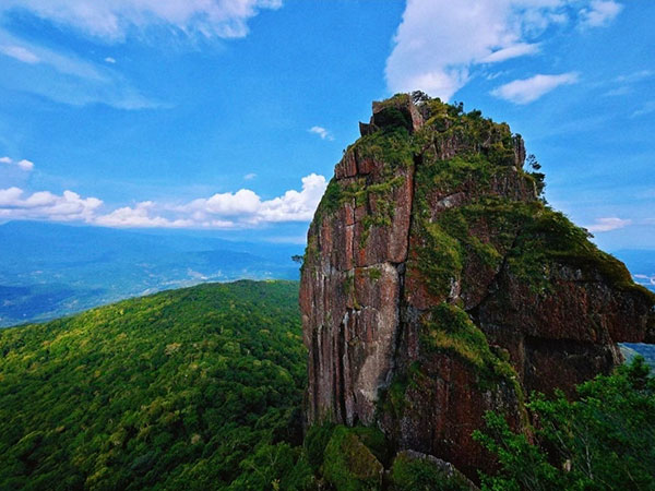 Mount Qixian Hot Spring National Forest Park
