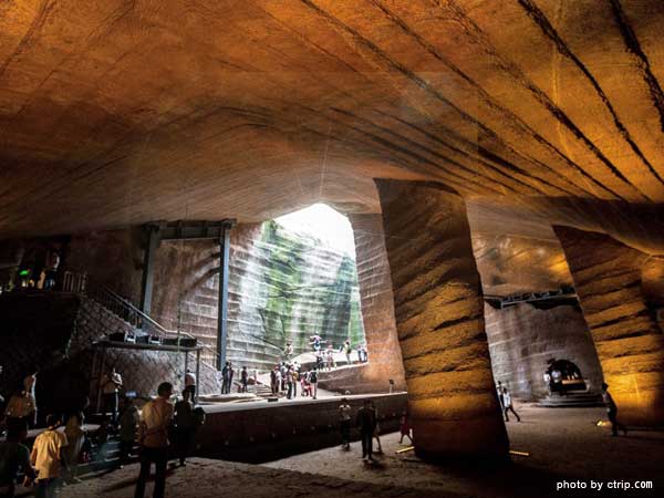 Longyou Grottoes Longyou Grottoes