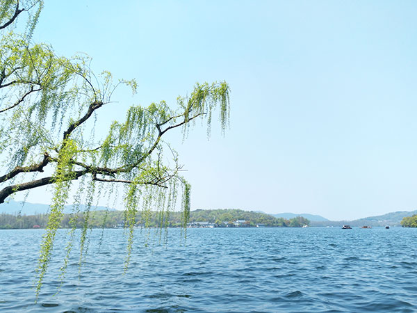 hangzhou in april