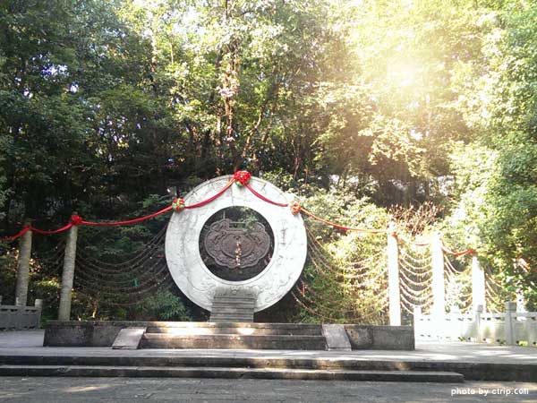 Yellow Dragon Cave Hangzhou