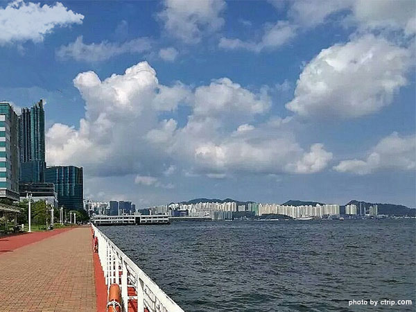 Tsim Sha Tsui Promenade