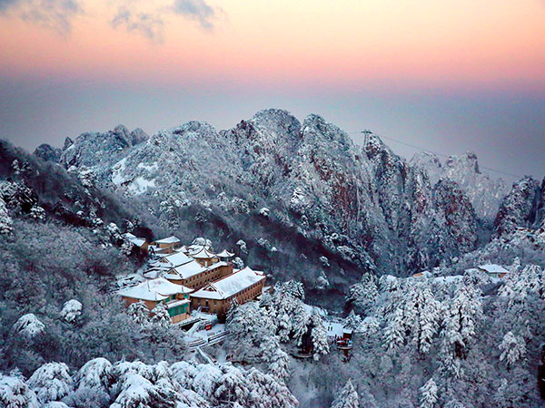 Mount Huangshan winter-Huangshan VS Huashan, which is better to visit