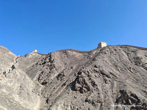 Overhanging Great Wall
