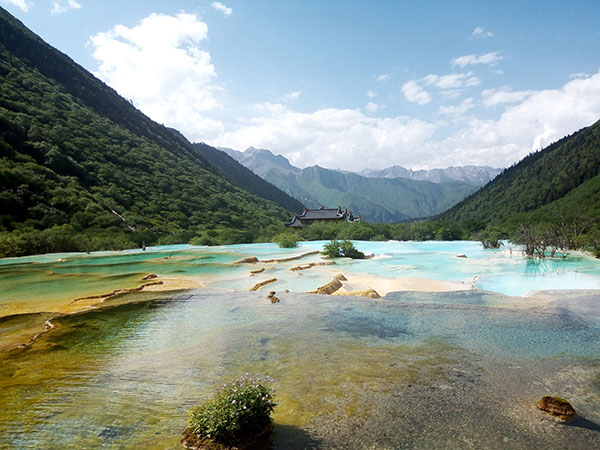 /pic/city/jiuzhaigou/attractions/huanglong-scenic-area-12.jpg