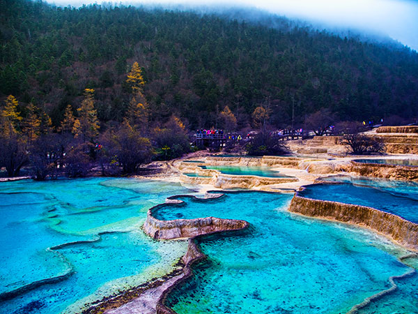 /pic/city/jiuzhaigou/attractions/huanglong-scenic-area-13.jpg