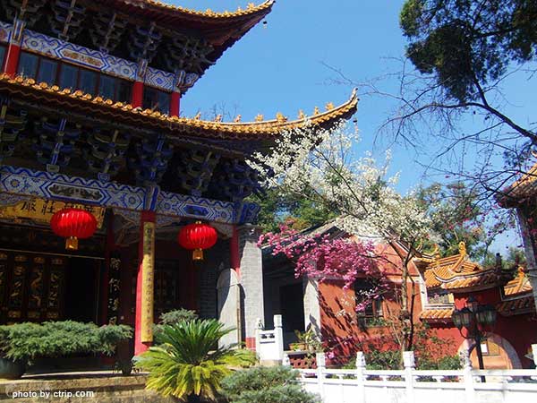 Qiongzhu Temple