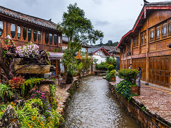 /pic/city/lijiang/attractions/lijiang-ancient-town-8.jpg