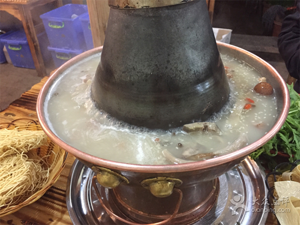 Lijiang Black Goat Hot Pot Recommended Foods in Lijiang-Lijiang Black Goat Hot Pot