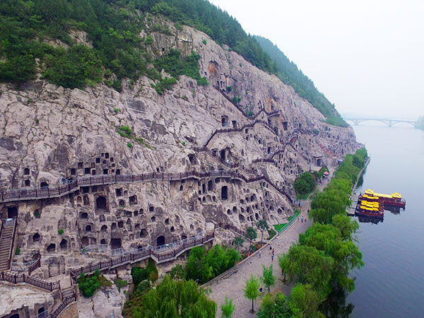 Longmen Grottoes-Datong vs Luoyang, which is better to visit