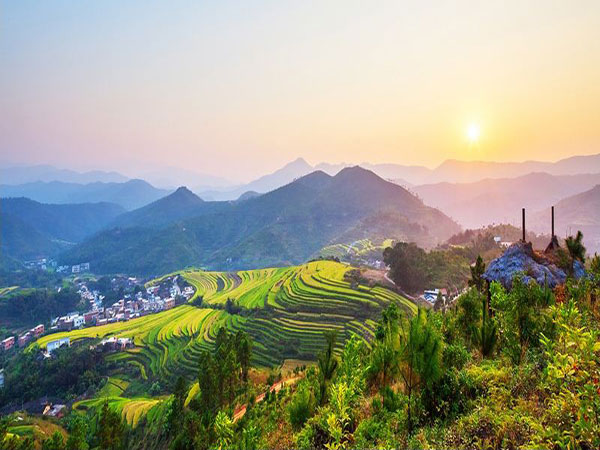 Guangdong Shenguang Mountain National Forest Park