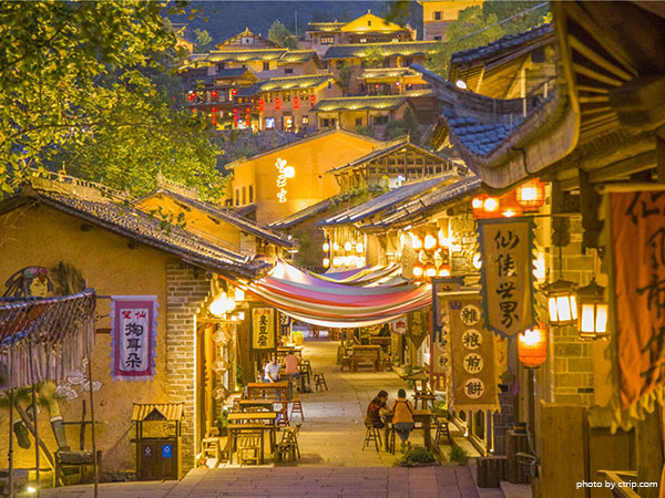 /pic/city/nanchang/attractions/wangxian-valley-ancient-town-street.jpg