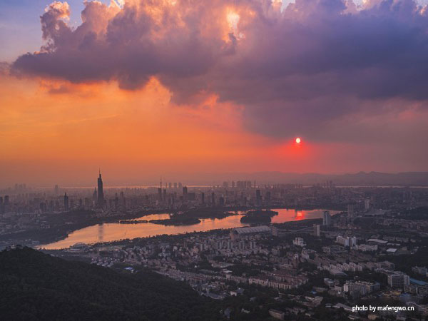 the Sunset at the Top of Purple Mountain