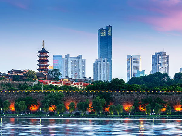 Xuanwu Lake