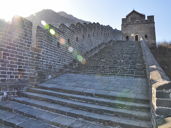 /pic/city/qinhuangdao/attractions/shanhaiguan-1.jpg