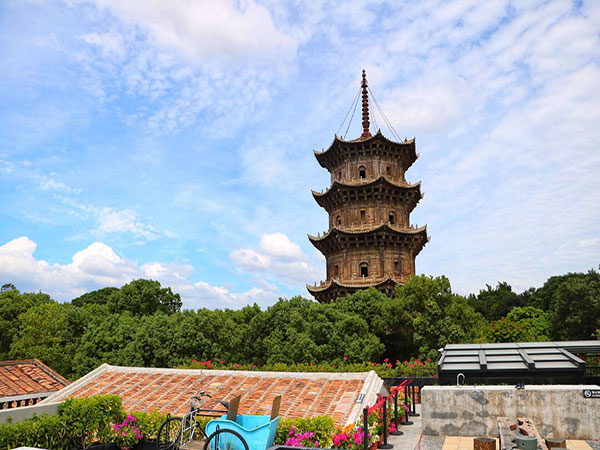 East Tower and West Tower in Quanzhou