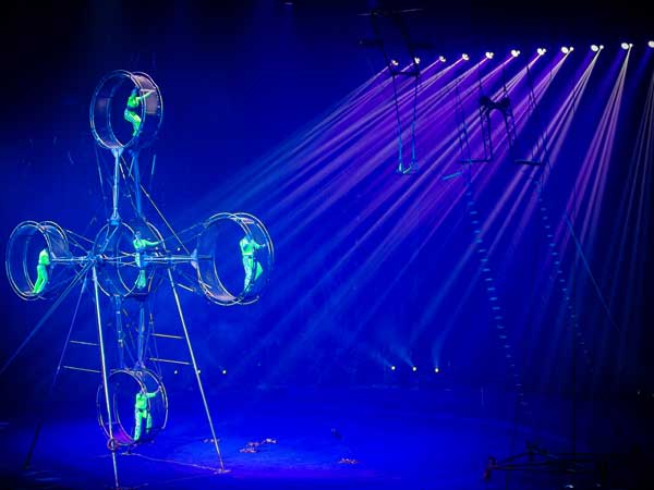  Acrobatic Show in Shanghai