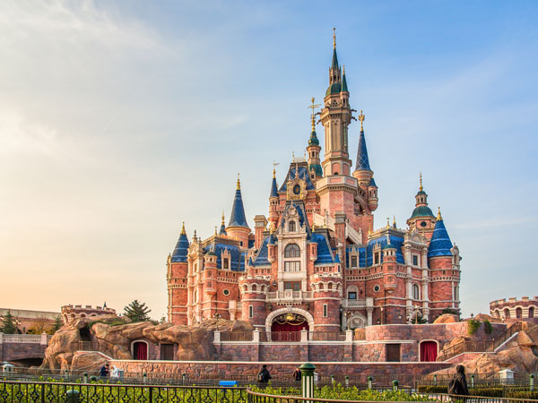 /pic/city/shanghai/attractions/shanghai-disney-resort-08.jpg