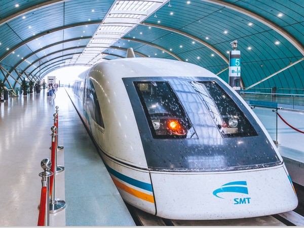 Maglev-Train