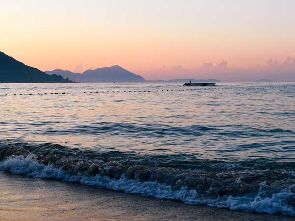 Dameisha Beach Park