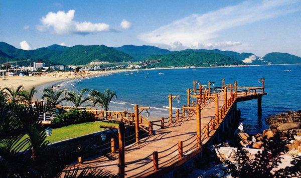 Popular Beautiful Beach in Shenzhen