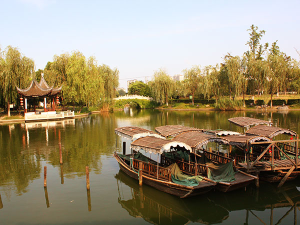 Luzhi Water Town