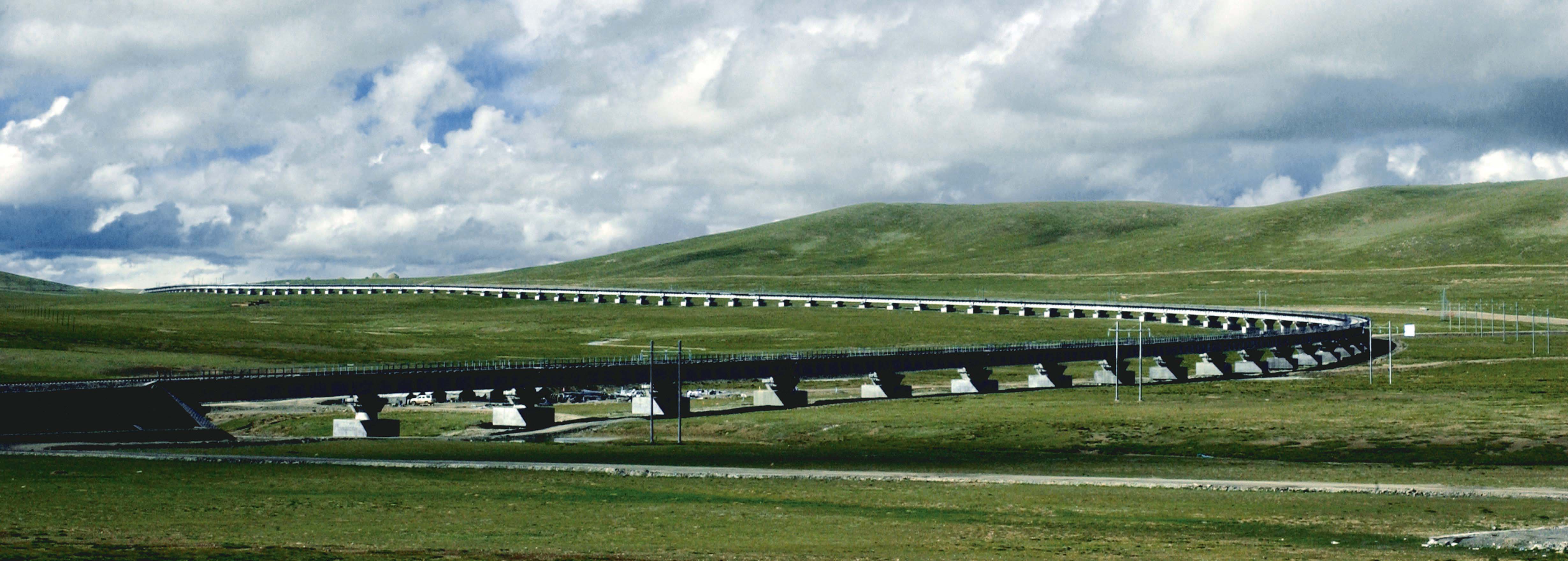 Xining - Lhasa Trains