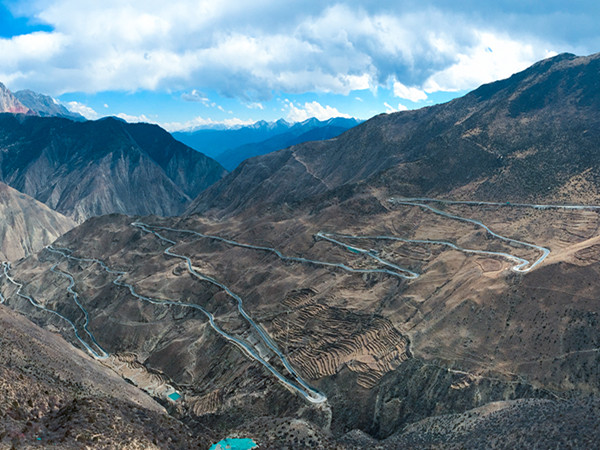 /pic/city/tibet/nujiang-72-bends-01.jpg