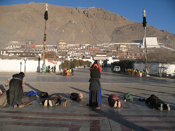/pic/city/tibet/shigatse/attractions/Tanshilunpo-Monastery-14.jpg